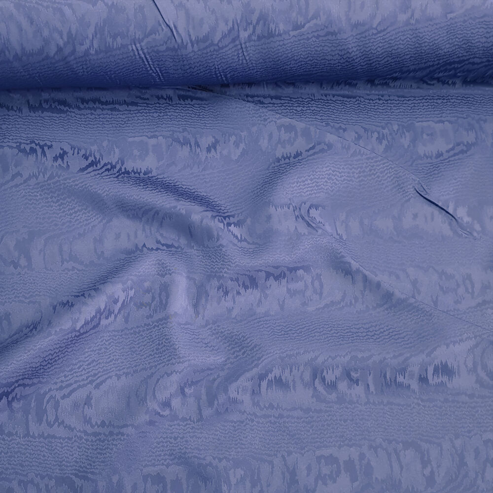 Blue moire for the Bishop's mantle (blue C4) Blue moire for the Bishop's mantle (blue C4)