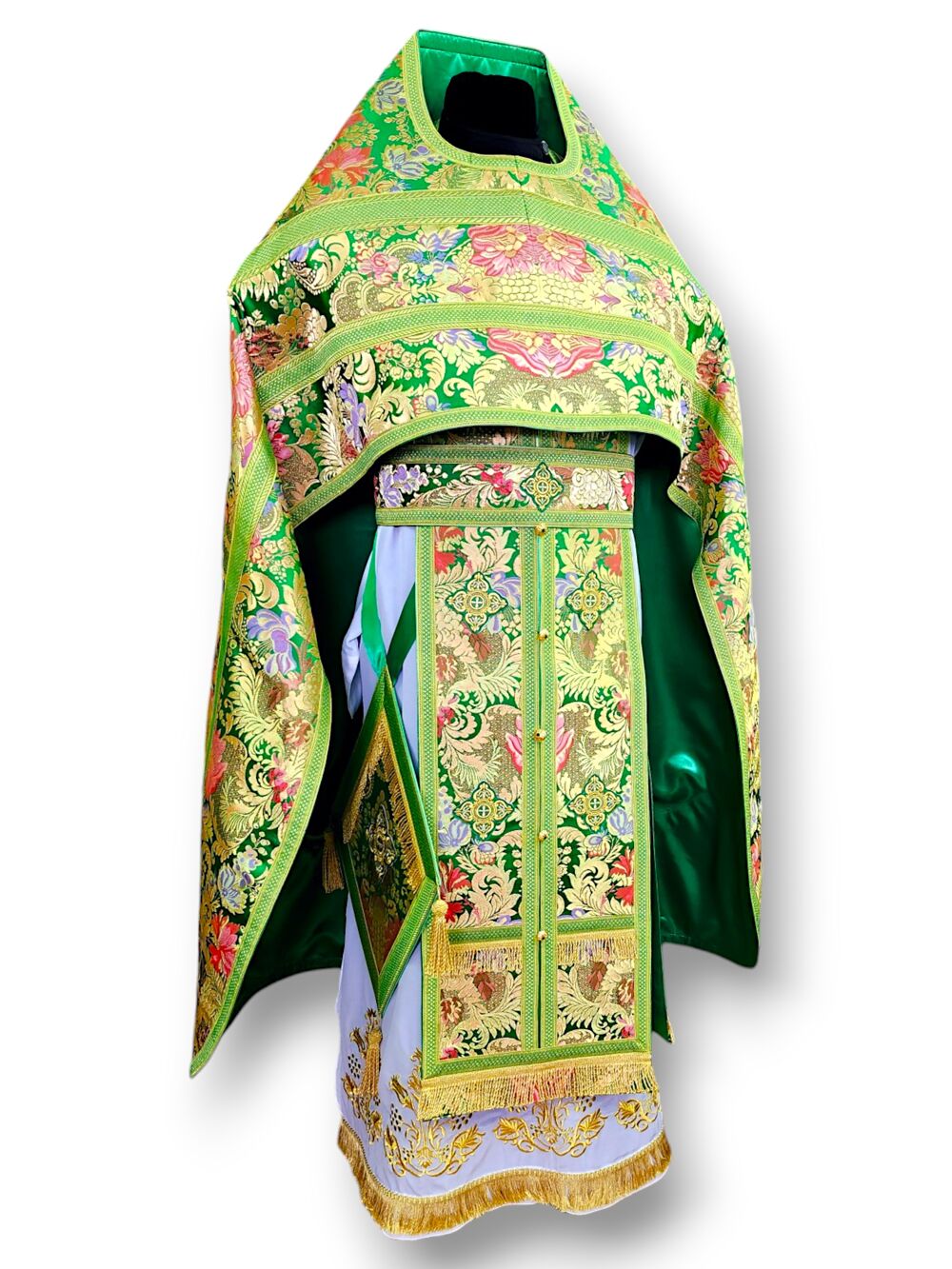Priestly vestments with liturgical set Priestly vestments with liturgical set