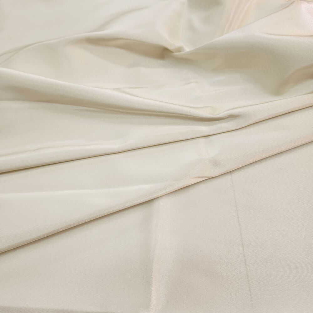 Парча для вишивки срібна Парча для вишивки срібна